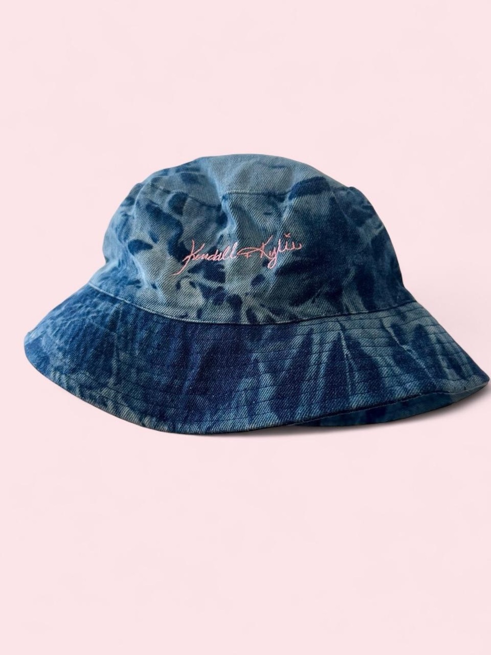 Kendall Kylie Blue Acid Wash Tie Dye Denim Bucket Hat Pink Embroidered Logo